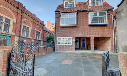 3 Bed in Whitby 8