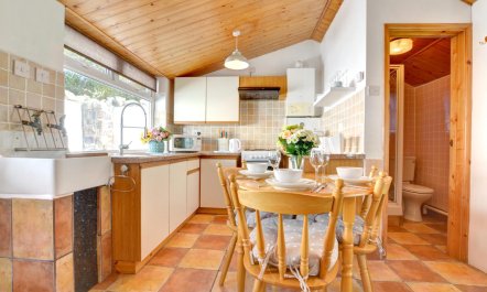2 Bed in Saundersfoot 4