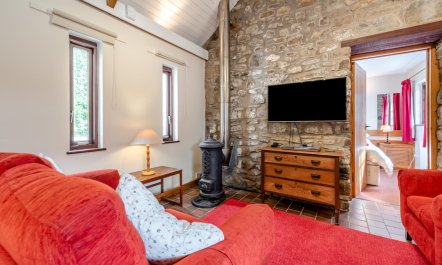 2 Bed in Little Haven 5