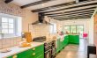 7 Bed in Welshpool 6