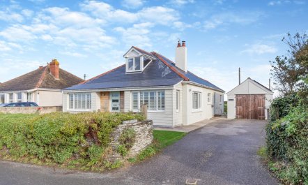 3 Bed in Padstow 1