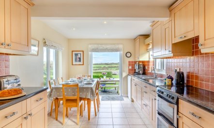 3 Bed in Padstow 4