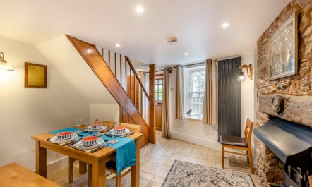 3 Bed in Torquay 2