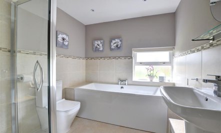 2 Bed in Egton Bridge 1