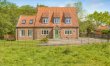5 Bed in Hanworth Common 6