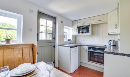 2 Bed in Wenhaston 1