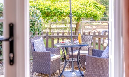 2 Bed in West Runton 7