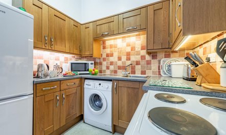 3 Bed in Haverfordwest 2