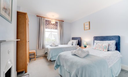 2 Bed in Southwold 8
