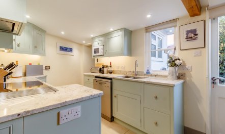 3 Bed in Woodbridge 1