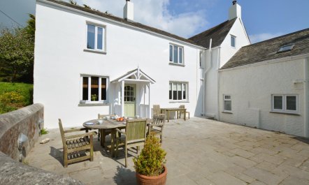 4 Bed in Bude 0