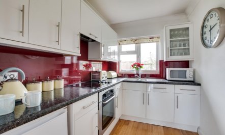 4 Bed in Padstow 5
