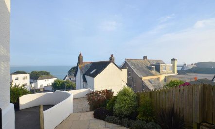 1 Bed in Looe 7
