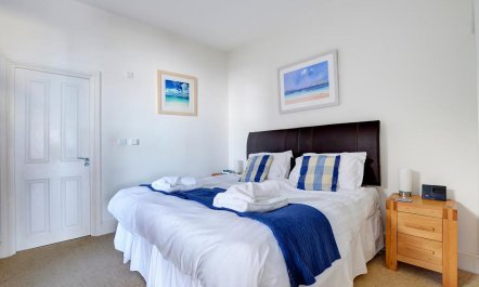 1 Bed in Looe 4