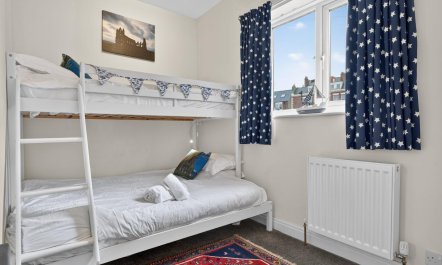 2 Bed in Whitby 7