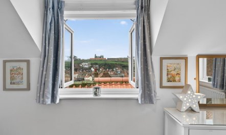 2 Bed in Whitby