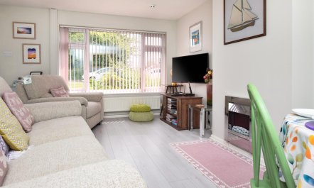 2 Bed in Winchelsea 9