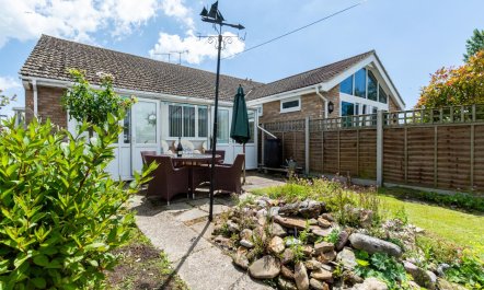 2 Bed in Winchelsea 8