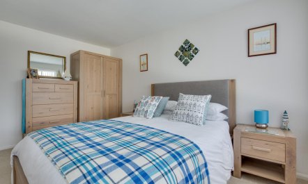 2 Bed in Winchelsea 3