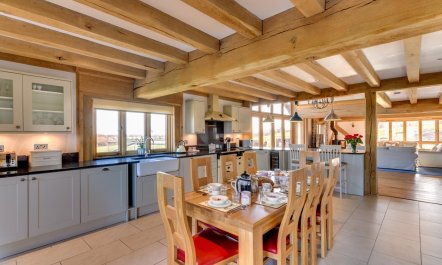 4 Bed in Tenterden 2