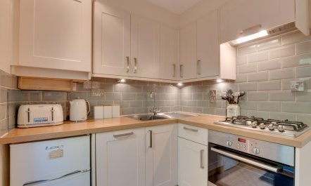 2 Bed in Chapel Stile 5