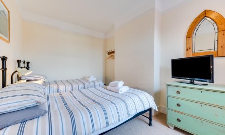 3 Bed in Southwold 4