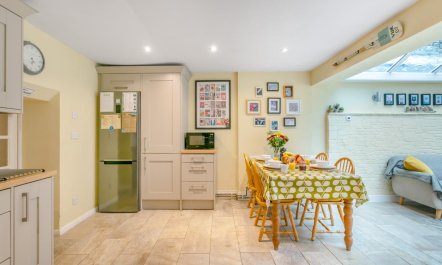 2 Bed in Appledore 9