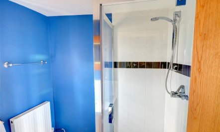 2 Bed in Scarborough 8