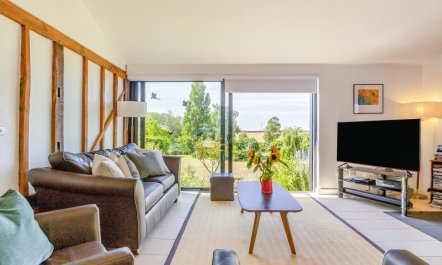 3 Bed in Holbrook 5