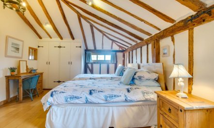 2 Bed in Cranbrook 7