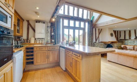 2 Bed in Cranbrook 1