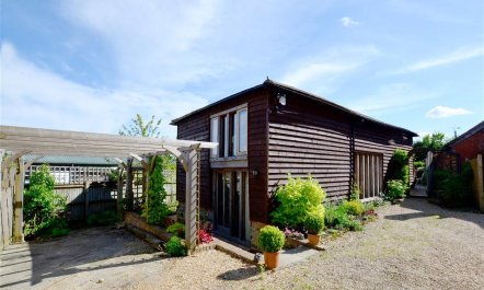 2 Bed in Cranbrook 8