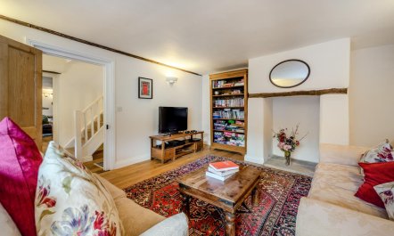 5 Bed in Middle Marwood 9