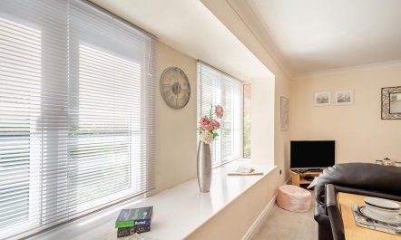 1 Bed in Whitby 7