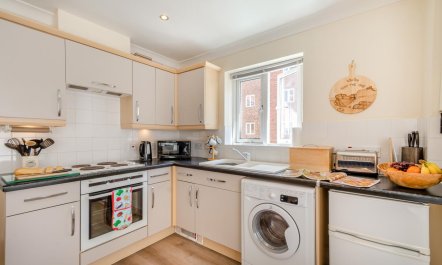1 Bed in Whitby 8