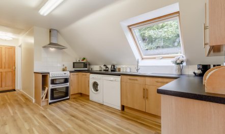 2 Bed in Woodbridge 4