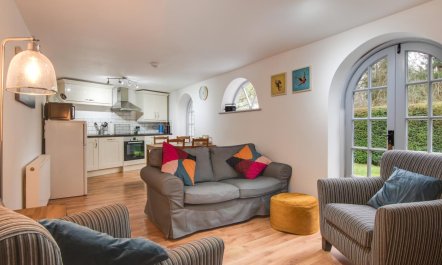 2 Bed in West Runton 4