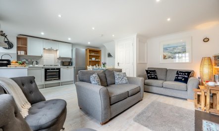 3 Bed in Padstow 2
