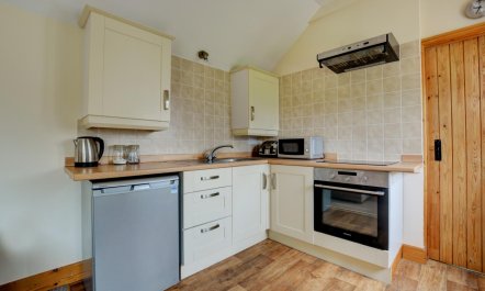 1 Bed in Banningham 2