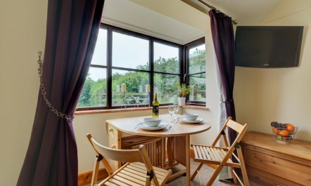 1 Bed in Banningham 1