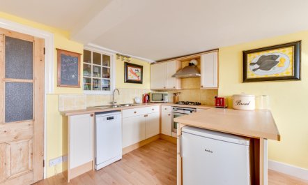2 Bed in Aldeburgh 6