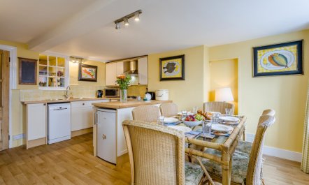 2 Bed in Aldeburgh 2
