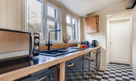 1 Bed in Sea Palling 5