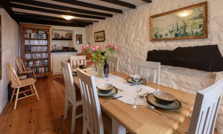 4 Bed in Aberdaron 2