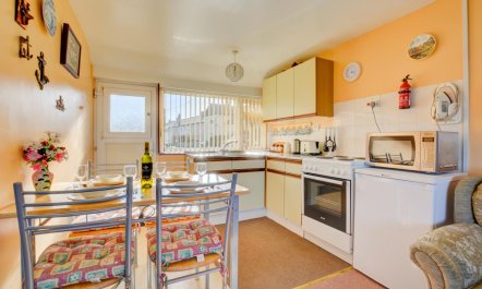 2 Bed in Mundesley 4