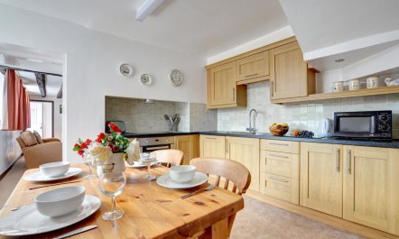 2 Bed in Porthmadog 4