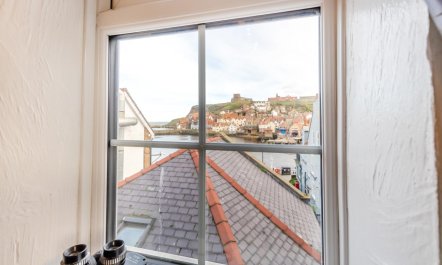 2 Bed in Whitby 7
