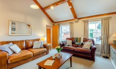 4 Bed in Thornham 9