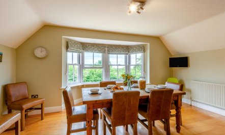4 Bed in Thornham 5