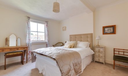 3 Bed in Woodbridge 4